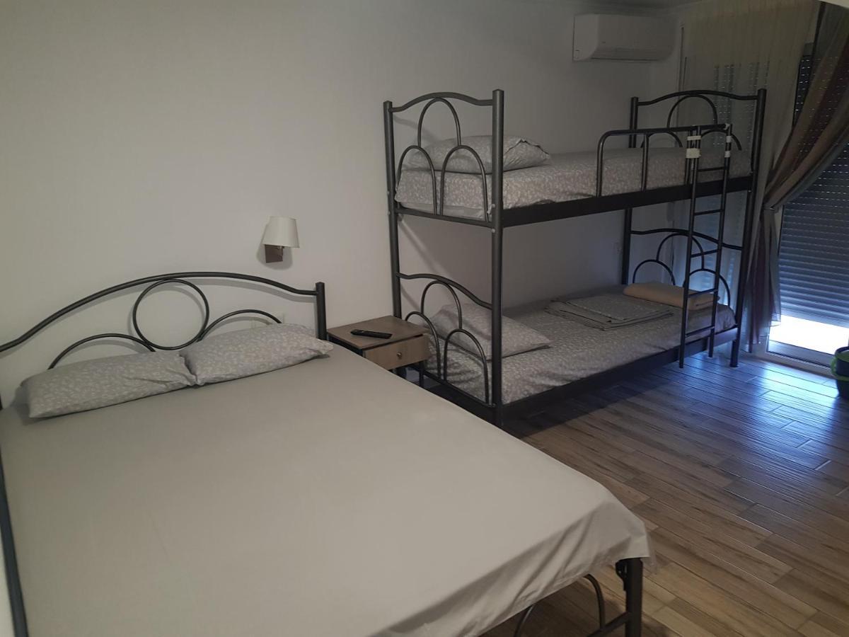 Villa Giannis Apartments Vrasná Kültér fotó
